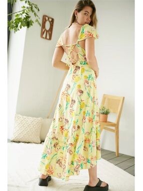 uo hyacinth lace dress UO Hyacinth Lace Spliced Midi Dress